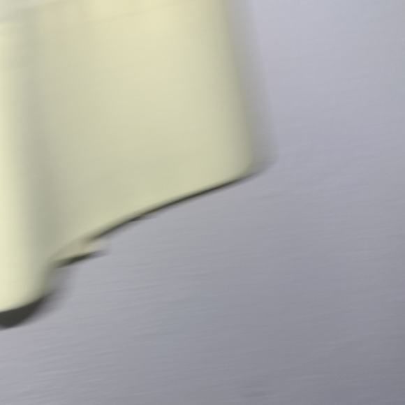 Foxcroft Pastel Yellow Button Down Shirt Pocket Wrinkle Free Long Sleeve Preppy - Picture 7 of 8